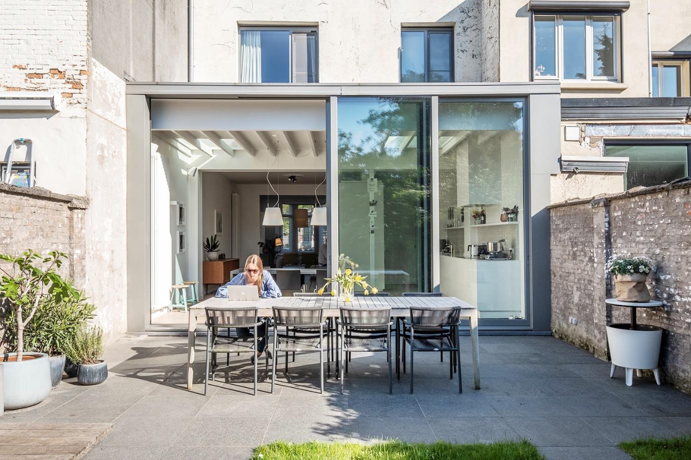 Verbouwing rijwoning Deurne